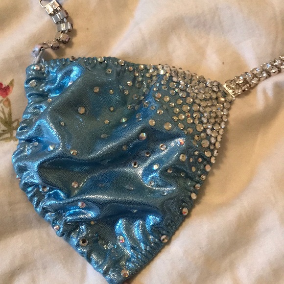 Competition bikini - Picture 3 of 6